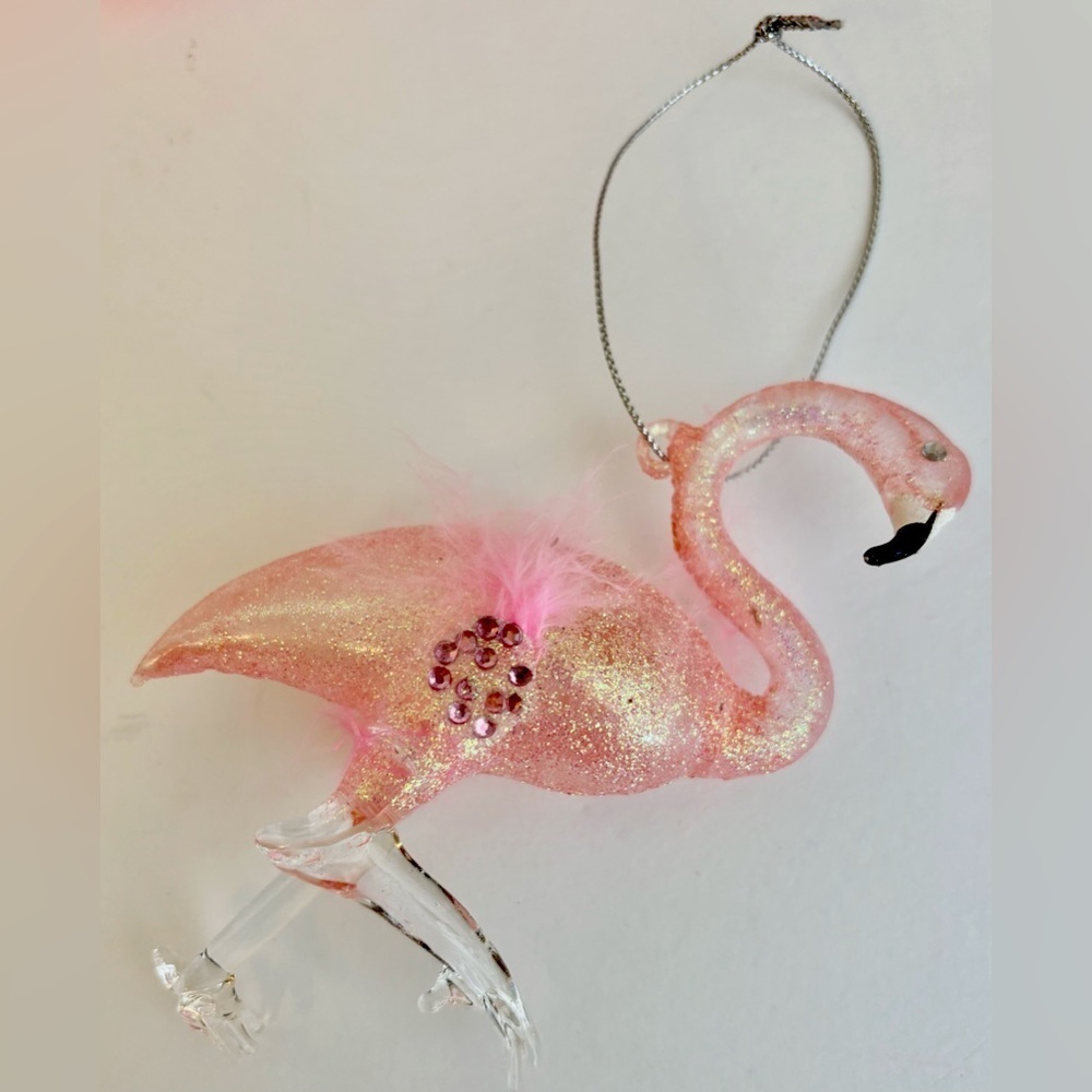 FLAMINGO 🦩 BUNDLE, FLAG, NOTEPAD, PLUSH BEANIE & 2 ORNAMENTS - Picture 9 of 9